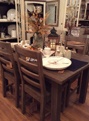 How to Implement Country Kitchen Décor into Your Christmas Dinner