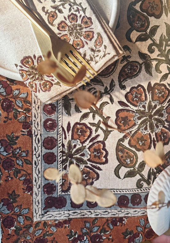 Timeless Cooler Palettes for Country Kitchens: Designing with Purpose Using Country Kitchen Décor & Linens 