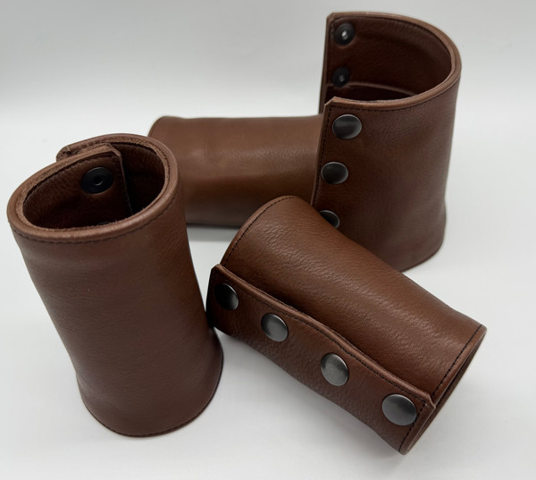 Leather wrist wallet in Brown Leather