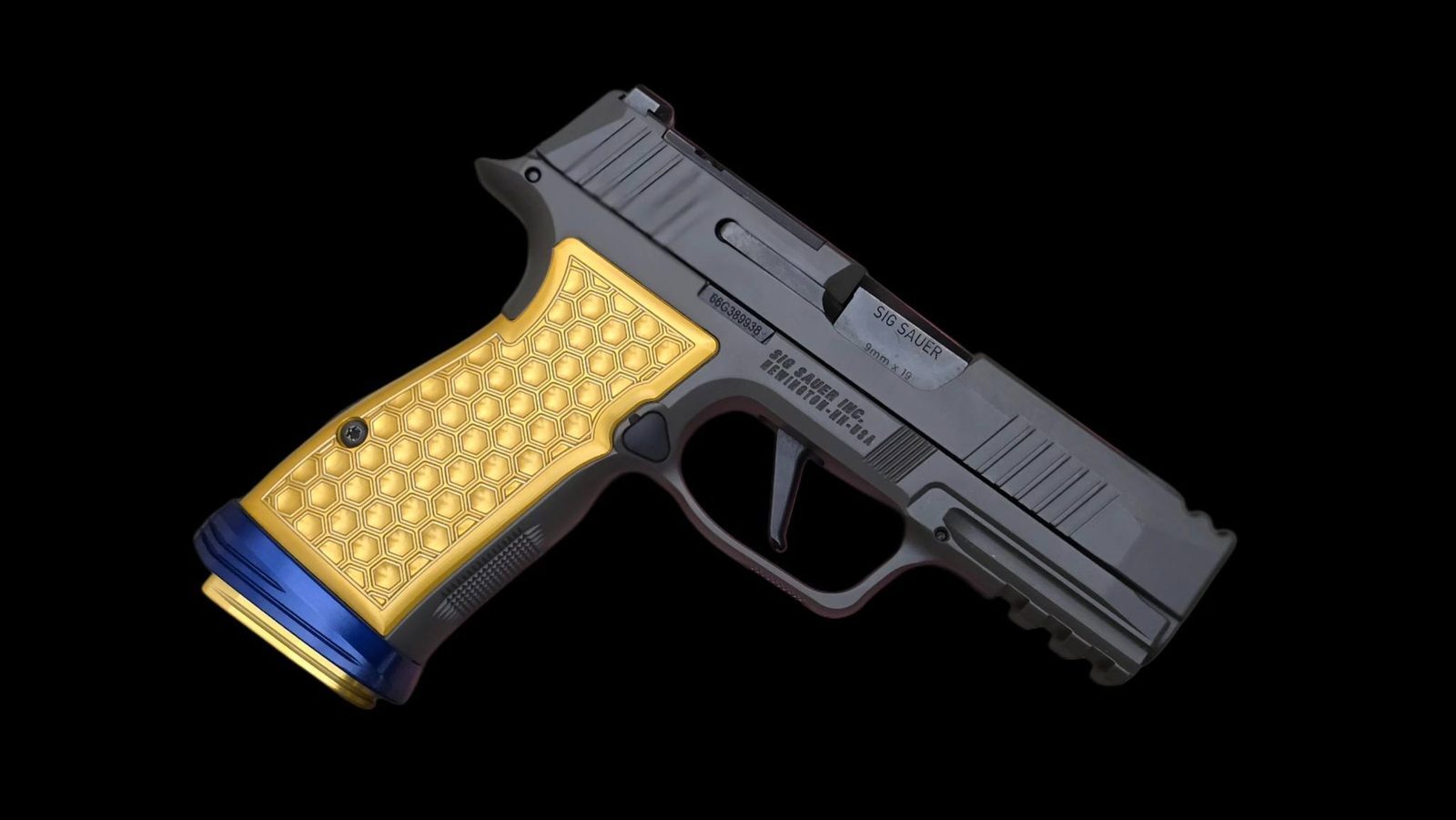 SIG P365 AXG with Vytal Kraken grips, matching basepad and magwell in Gold