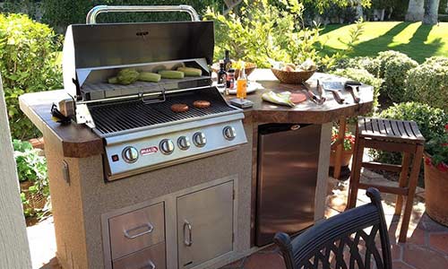 https://cdn11.bigcommerce.com/s-mkhnxn7/content/images/home/category-outdoor-cooking.jpg?150508T2246