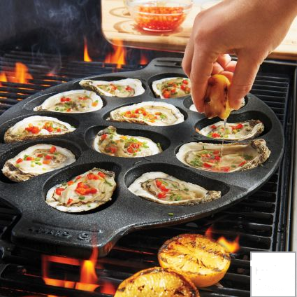Bayou Classic 7413 Oyster Grill Pan Perfect For Grilling and Serving 12  Oysters or Clams On The Half Shell