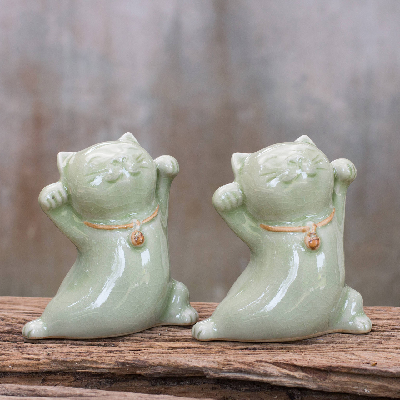 Celadon Ceramic Elephant Salt and Pepper Shakers Pair 'Round Elephants in  Green' - Road Scholar World Bazaar