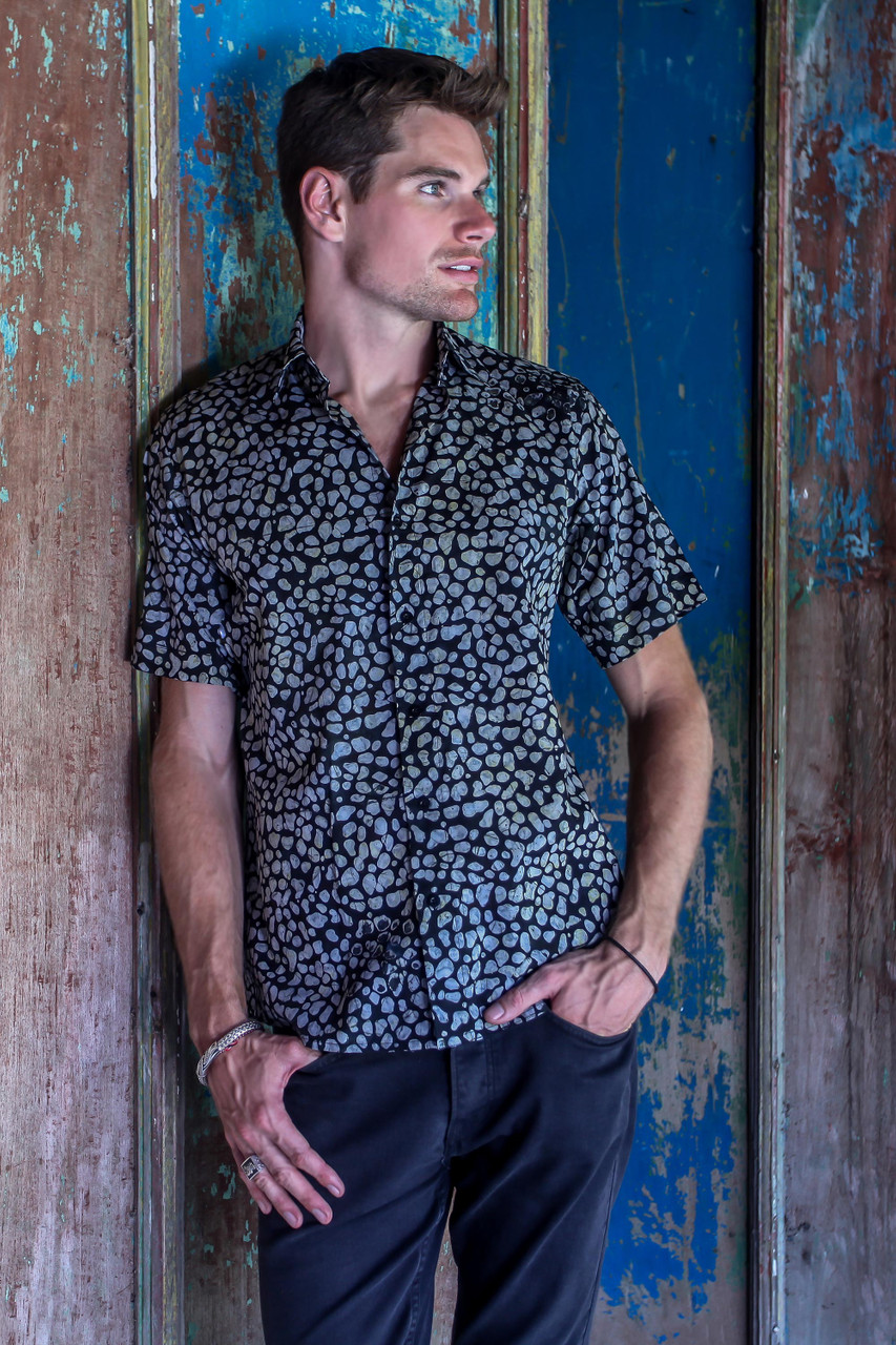 Men's Short-Sleeved Brown Cotton Batik Shirt from Bali - Brown Leaf Shadows