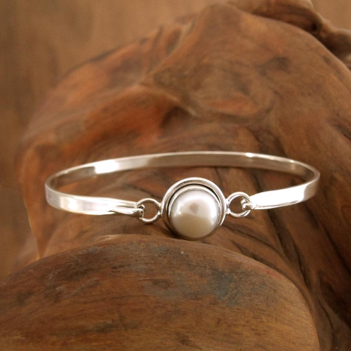 Handcrafted Indian Sterling Silver Bangle Pearl Bracelet 'Aesthetic Moon'