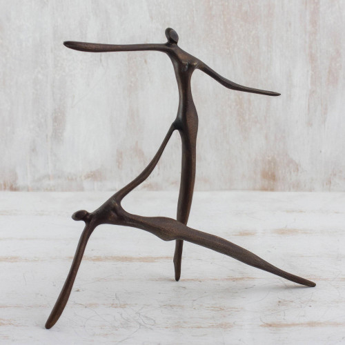 Bronze sculpture 'In Balance'