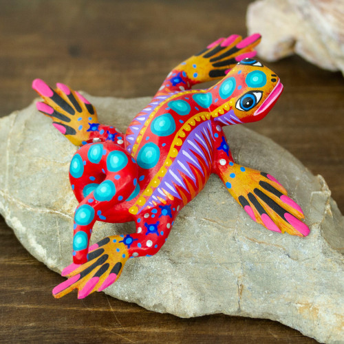 Hand-Painted Strawberry Copal Wood Alebrije Iguana Figurine 'Iguana Steps in Strawberry'