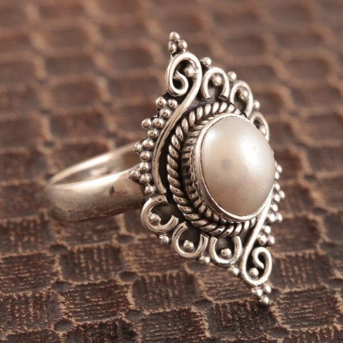 Artisan Crafted Cultured Pearl Ring 'Darling'