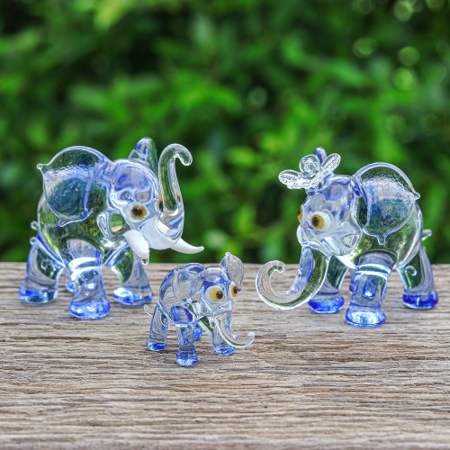 Set of 3 Handblown Elephant Family Glass Figurines in Blue 'Giant Family in Blue'