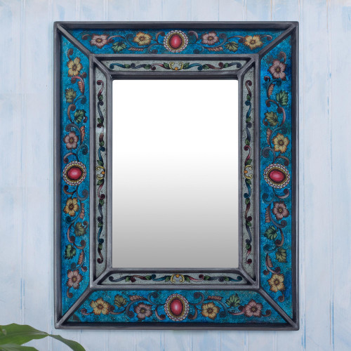 Artisan Crafted Wall Mirror 'Traditional Medallion'