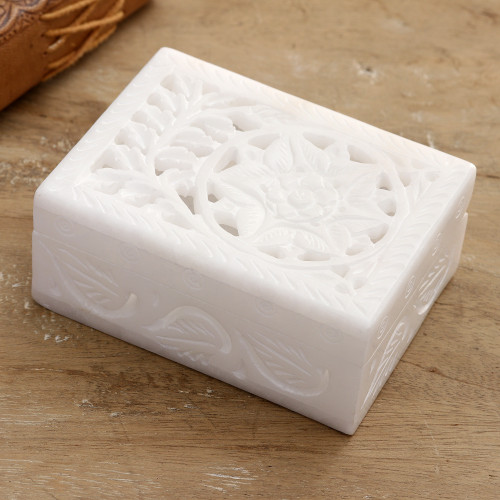Handcrafted Alabaster Rectangular Jewelry Box from India 'Blooming Customs'