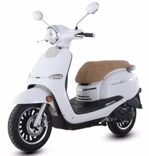 Trail Master Turino 50A Scooter, With Electric and kick start - white Trail Master Turino 50A Scooter, With Electric and kick start - white