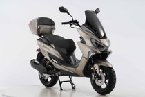 Vitacci EAGLE 200 Scooter, 168.9cc 4-Stroke Engine, CVT Transmission, Disc Brakes