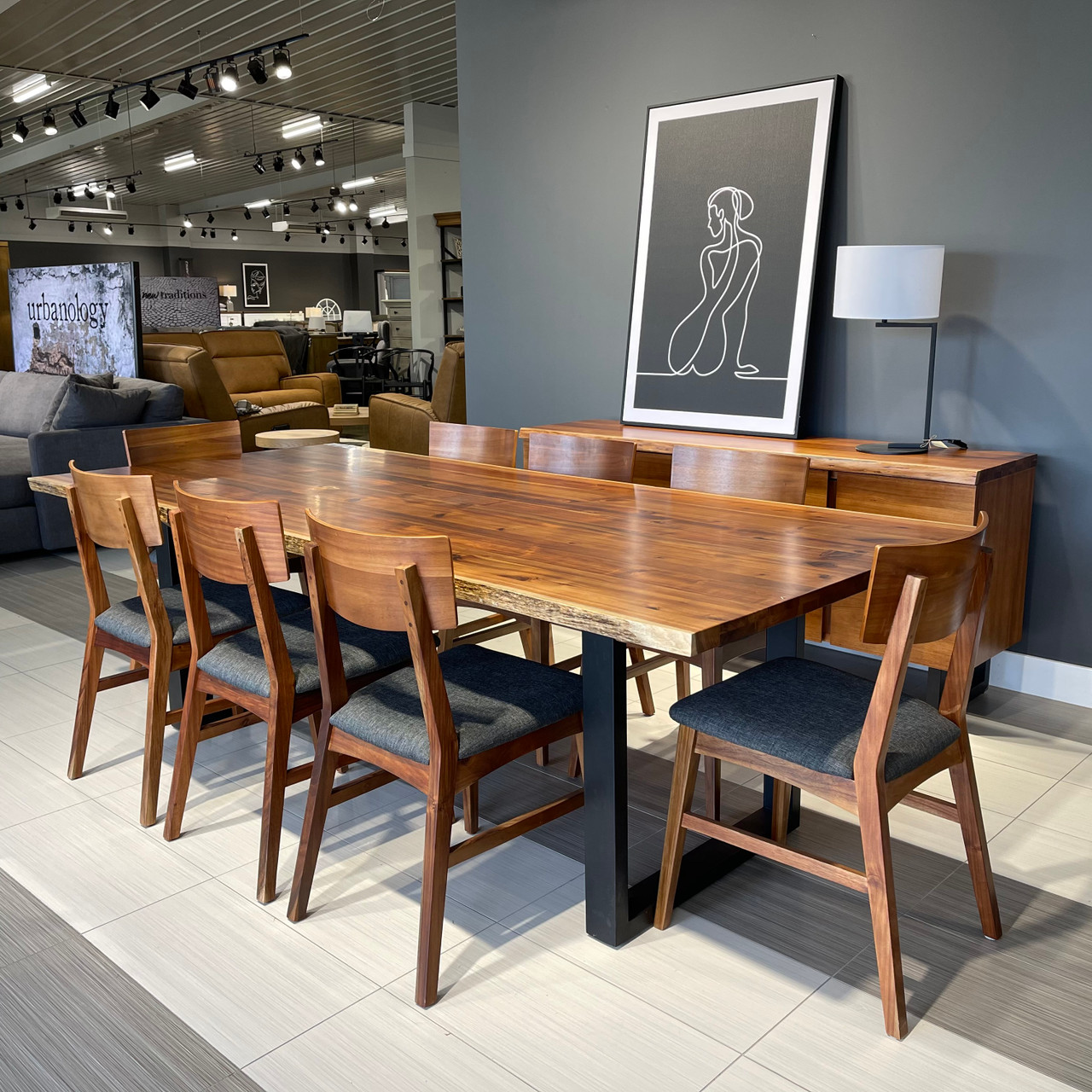 urbanology dining table