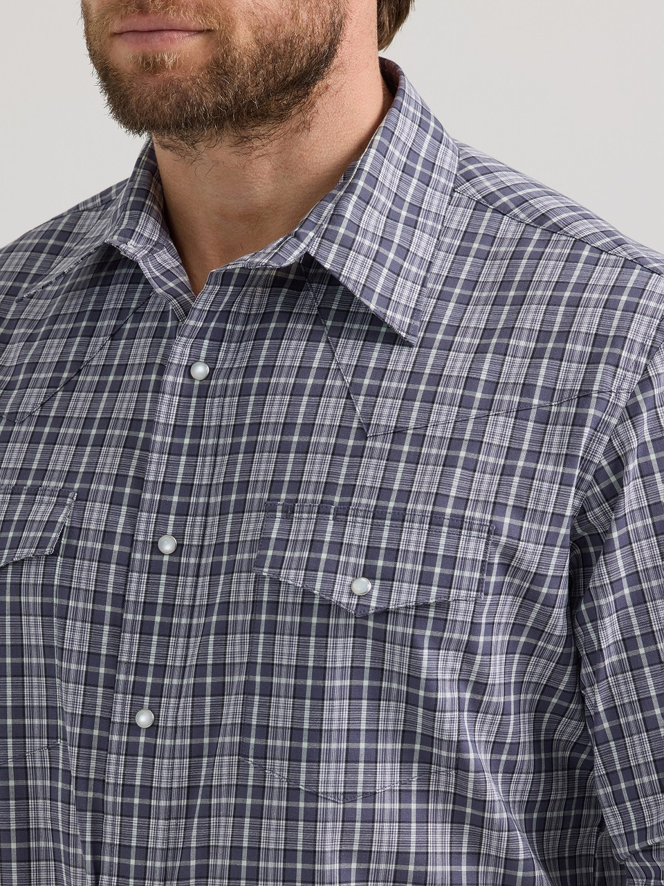WRINKLE RESIST NAVY SNAP PLAID 112351594 WRANGLER