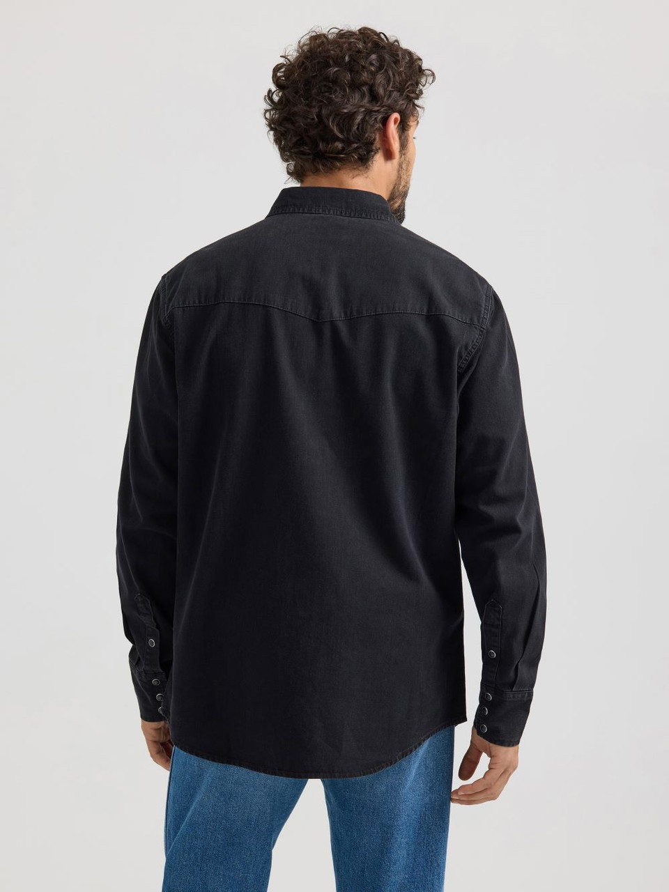BLACK DENIM SNAP 112361702 WRANGLER