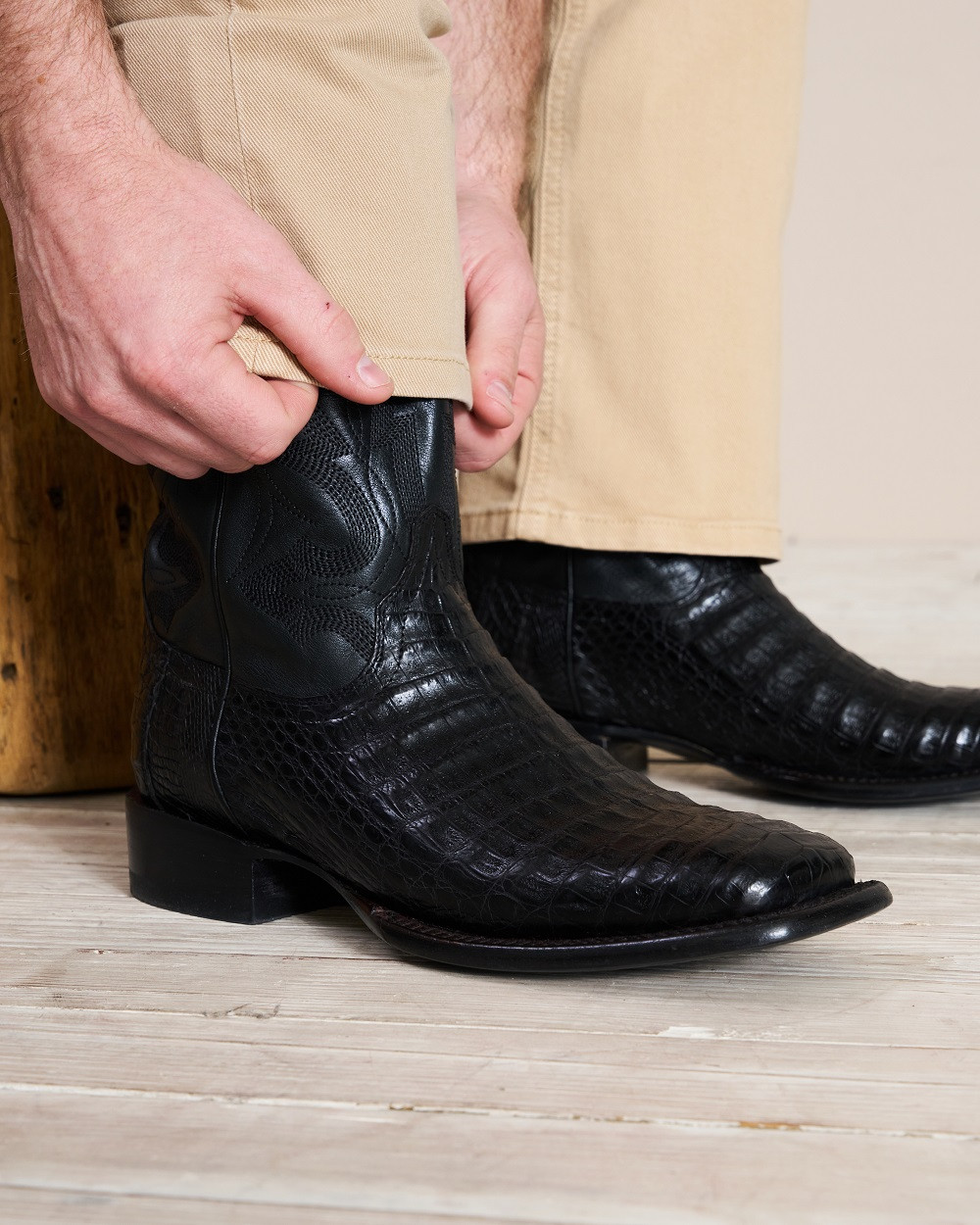 THE WILLIAM MIDNIGHT CAIMAN M10069MID TECOVAS