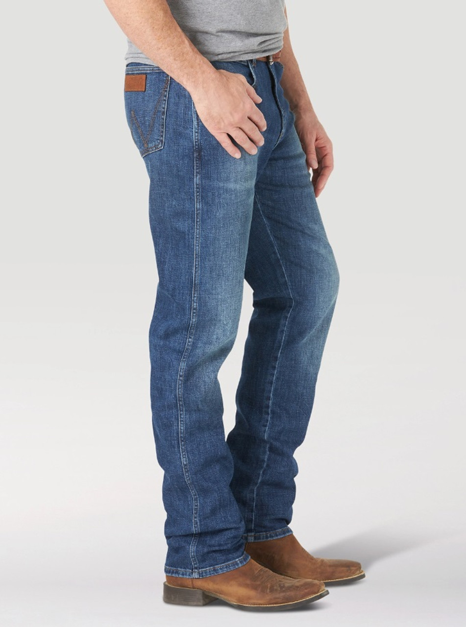 Men's Wrangler Retro® Premium Slim Fit Straight Leg Jean