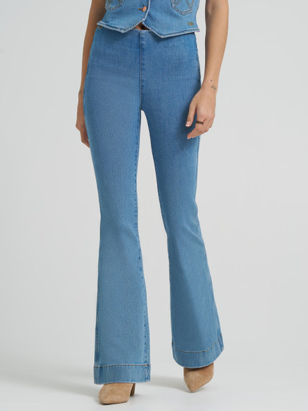 WRANGLER LAINEY WILSON PULL ON FLARE - LADIES JEANS  - 112375596