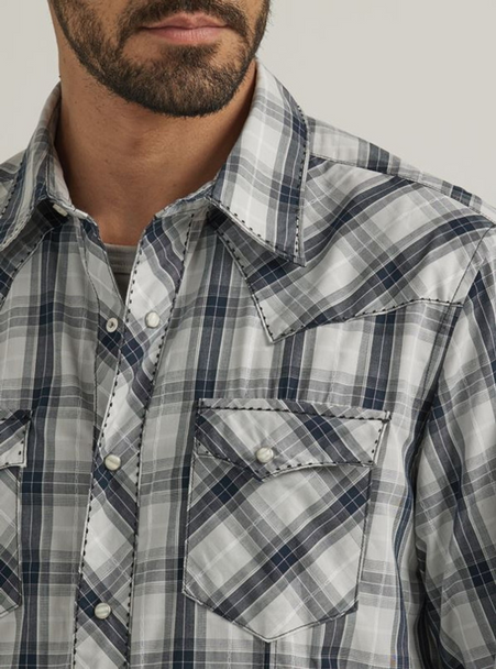 WRANGLER GREY AND BLACK PLAID SNAP - MENS SHIRT  - 112337981