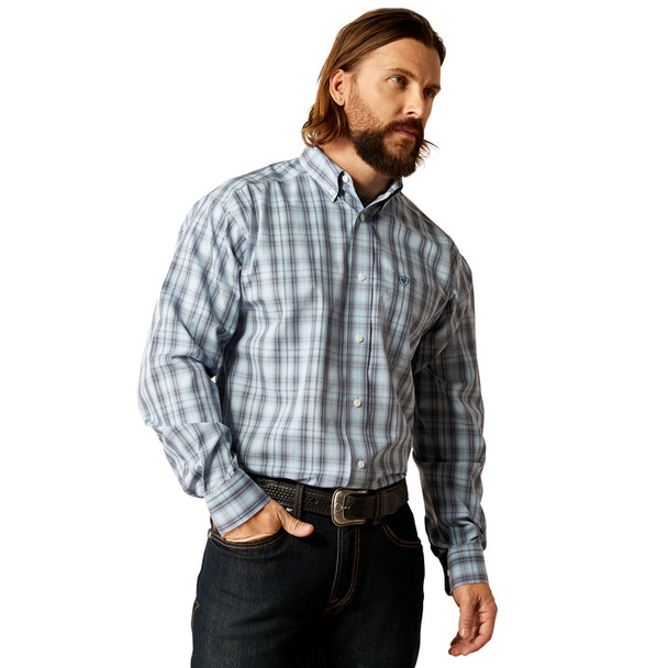 ARIAT WRINKLE FREE LIONEL LIGHT BLUE - MENS SHIRT  - 10052558