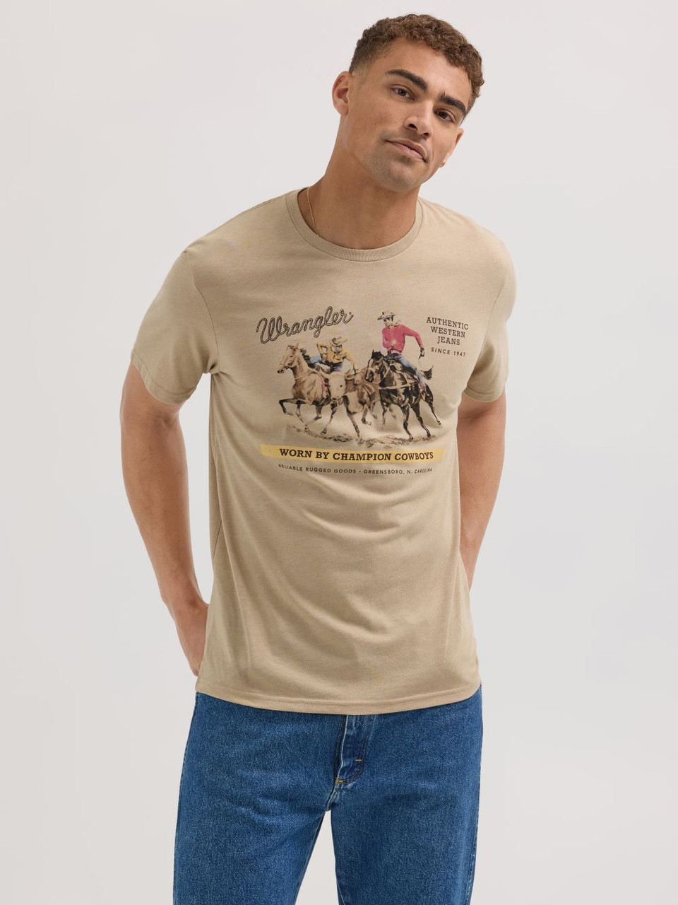 Wrangler Champion Cowboys Tee Tan - Herren T-Shirt - 112353907 - Bild 1 von 15