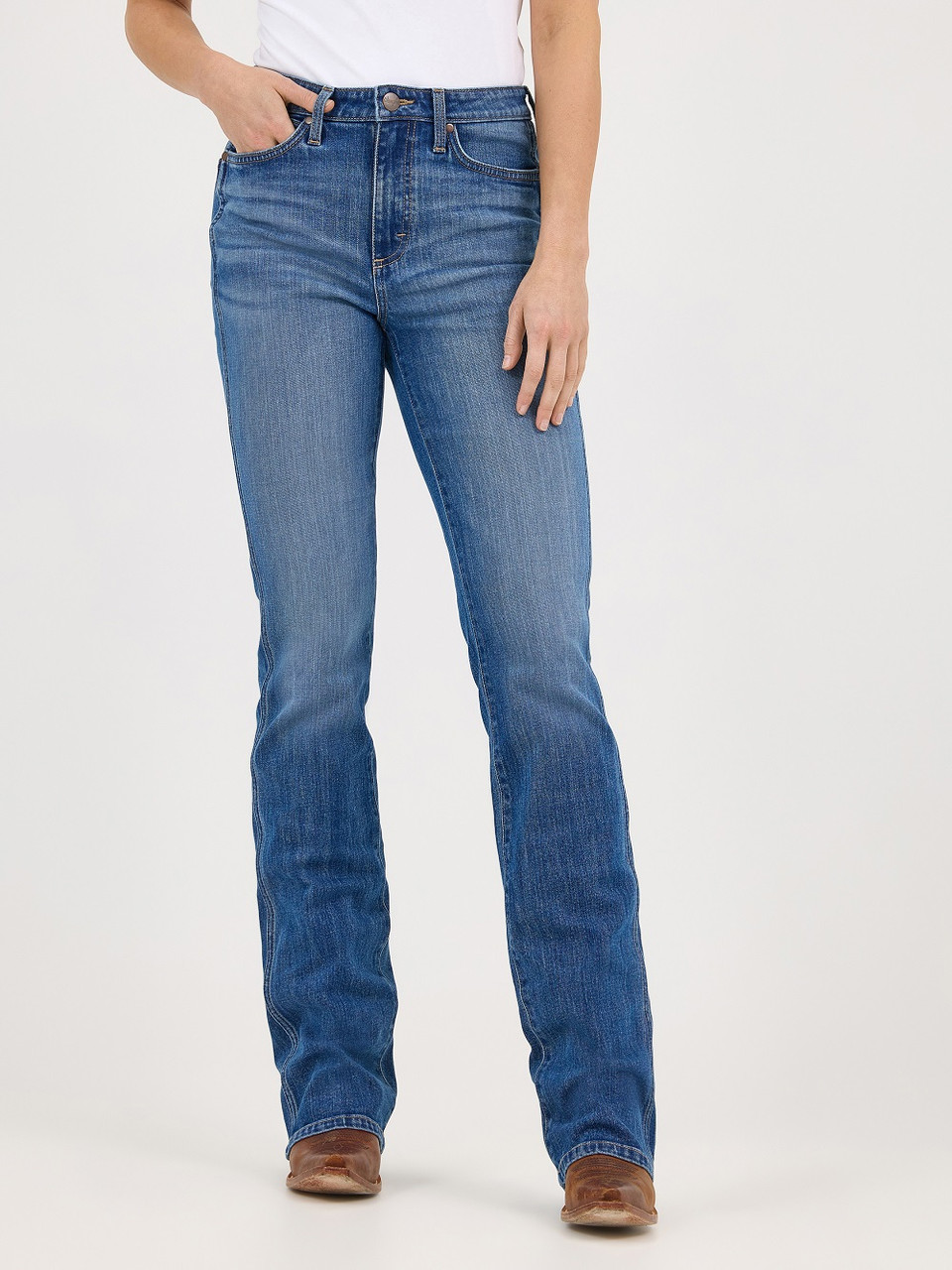 как выглядит Wrangler Retro Bailey High Rise London - Ladies Jeans - 112371908 фото
