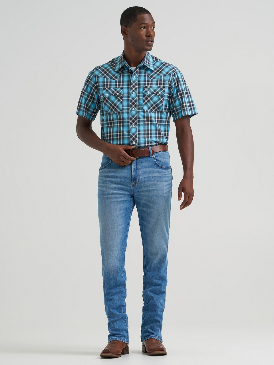 как выглядит Wrangler Retro Blaine Slim Straight - Mens Jeans - 112378856 фото