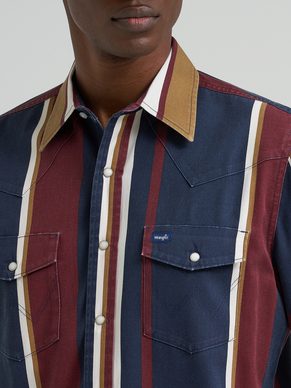 как выглядит Wrangler Vintage Brushpopper Navy - Mens Shirt - 112381998 фото