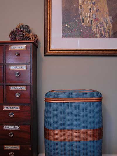 Upcycle your laundry basket it's super easy