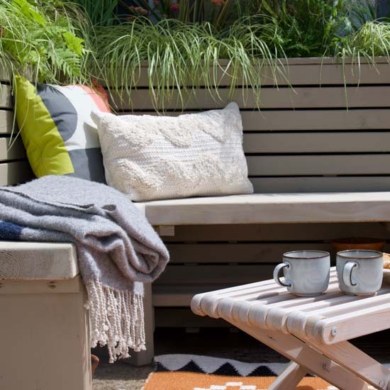 Can you stain pressure treated wood?