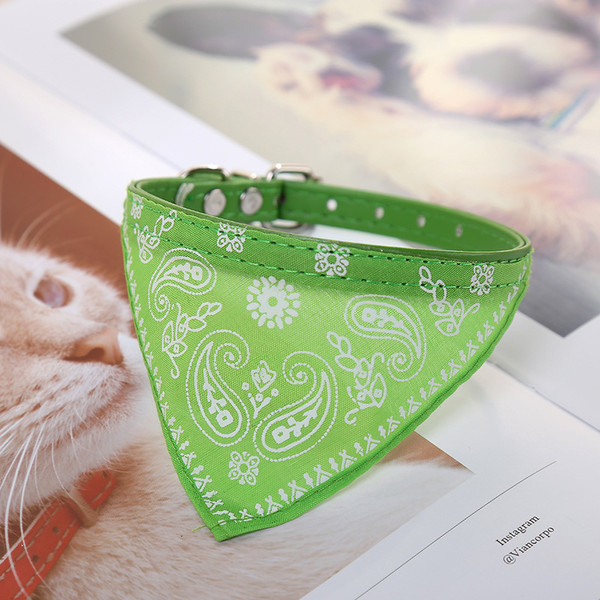Color: Green, Size: L - Dog collar Triangle saliva towel
