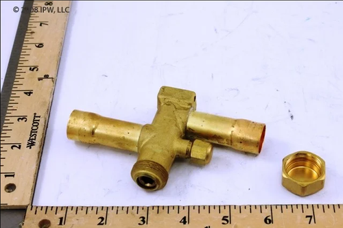 Rheem-Ruud Suction Line Service Valve (61-104025-15) - Valves