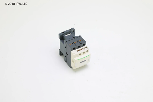 Square D Three Pole Magnetic Contactor (LC1D09F7) - Contactors