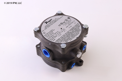 Dwyer Instruments Differential Pressure Switch (1950-1-2F)