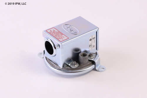 Dwyer Instruments, Inc. Differential Pressure Switch (1910-20) - Pressure Switches