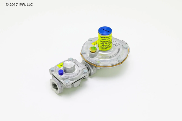Maxitrol Line Pressure Gas Regulator (325-3L47-1/2-LIM) - Pressure Controls