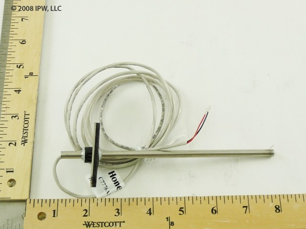 United Electric Duct Temperature Sensor (C7776A1040) - Temperature Sensors