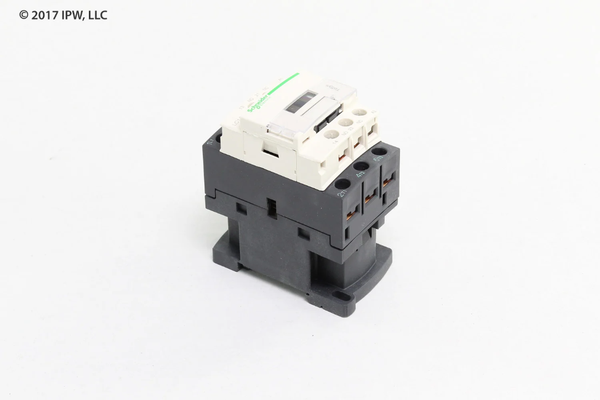 Square D Three Pole Contactor (LC1D09FE7) - Contactors