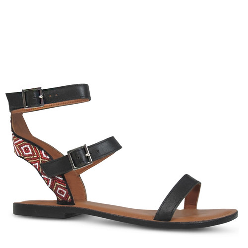 Isiah Sandal