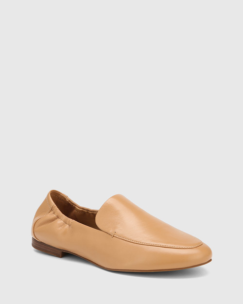 Berklee Toast Leather Flat