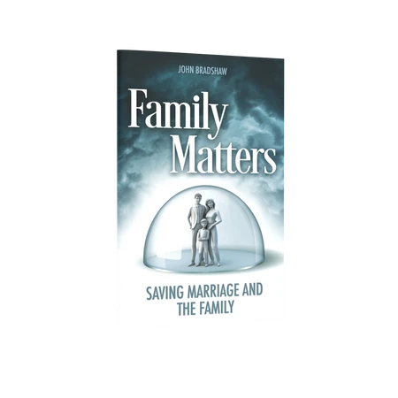Front cover of the pocketbook "Family Matters" by John Bradshaw.