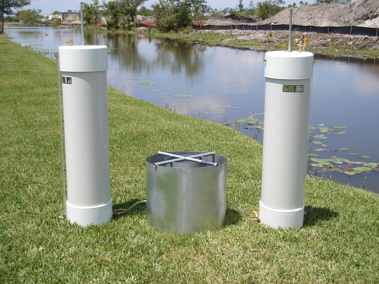 Turf-Tec International Large Volume Mariotte Tubes for use with 12 and 24 Inch Diameters Infiltration Rings for ASTM 3385 (12 and 24 Inch Infiltration rings pictured but NOT included)