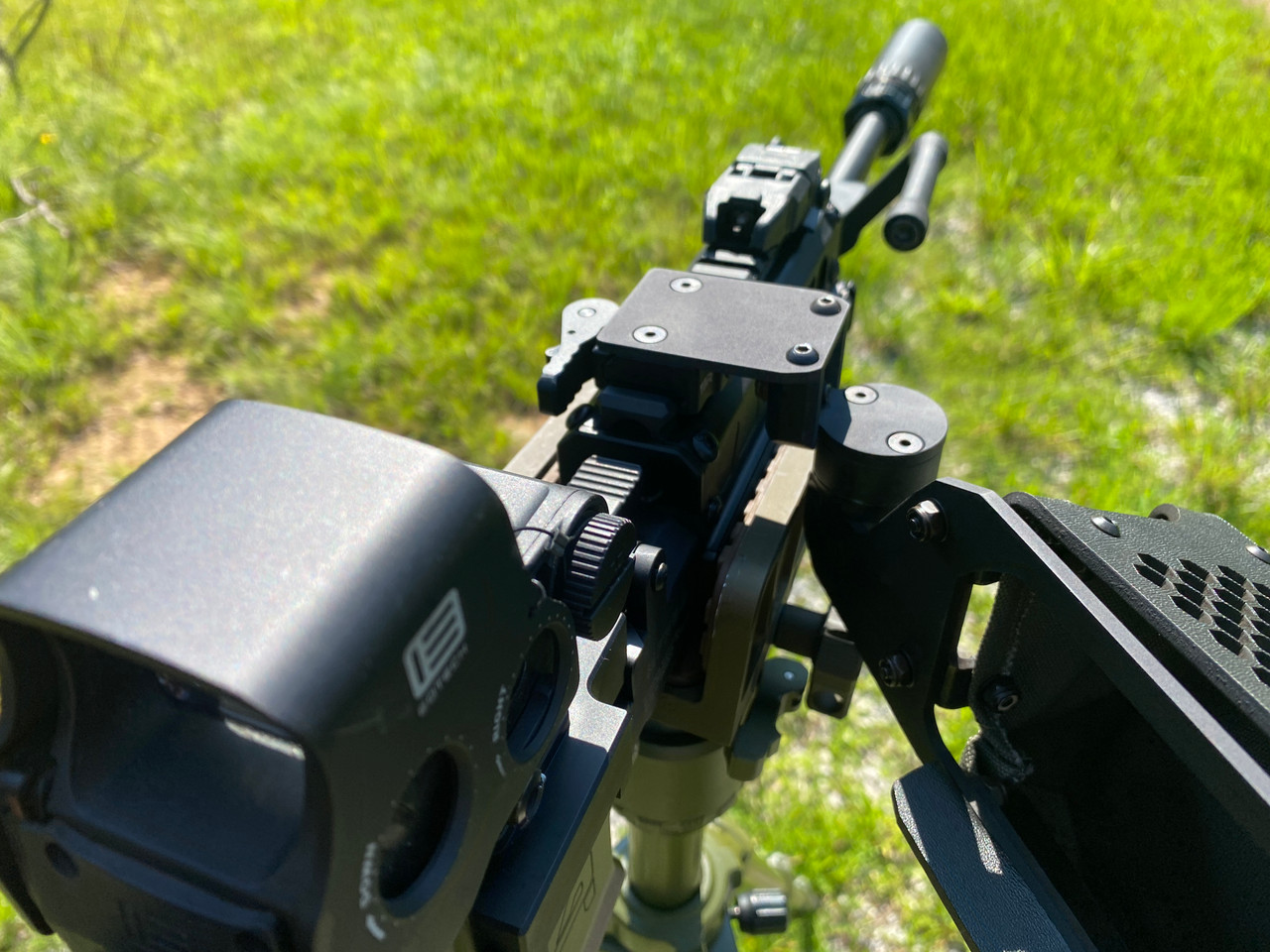 MFR 556 belt fed top mount