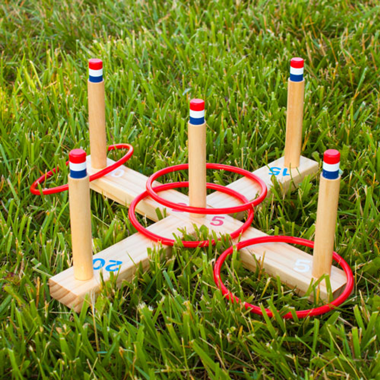 24590 RING TOSS GAME 5-PEG BASE WOOD PEGS 4 PLASTIC RINGS