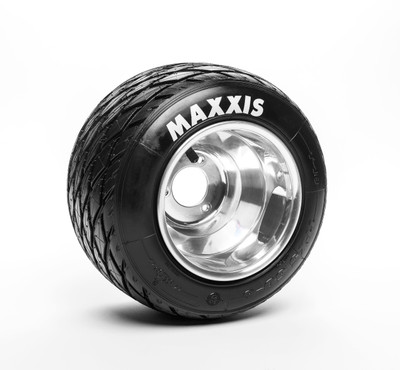 T-18 Maxxis Treaded Tire 900x6 T-18 Maxxis Treaded Tire 900x6