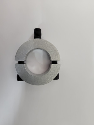 Plastic Upright Fuel Tank Mounting Clamp Plastic Upright Fuel Tank Mounting Clamp