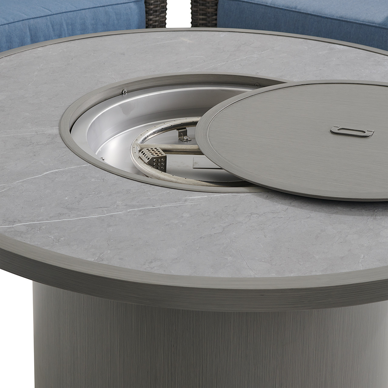 Venice Silver Oak Outdoor Wicker with Cushions 5 Piece Swivel Chat Set + 48 in. D Driftwood Sintered Fire Pit