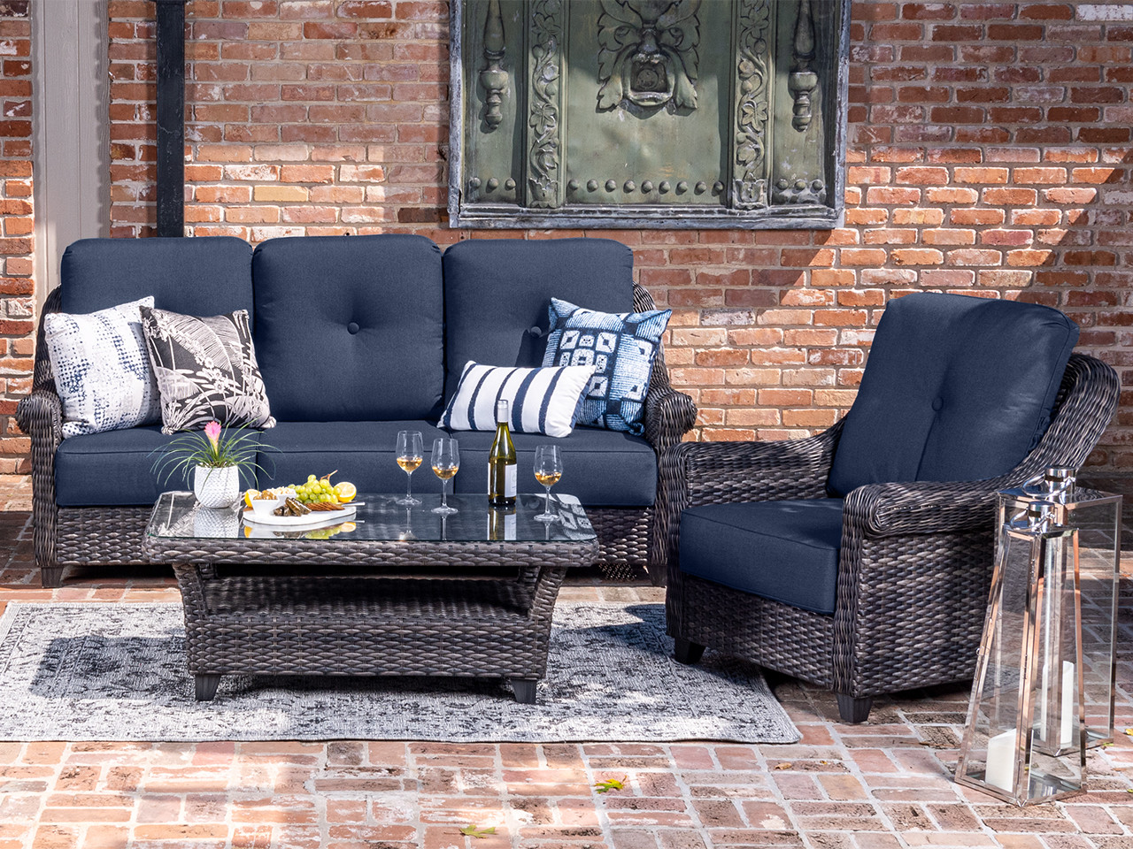 Ravenbrooke patio clearance set