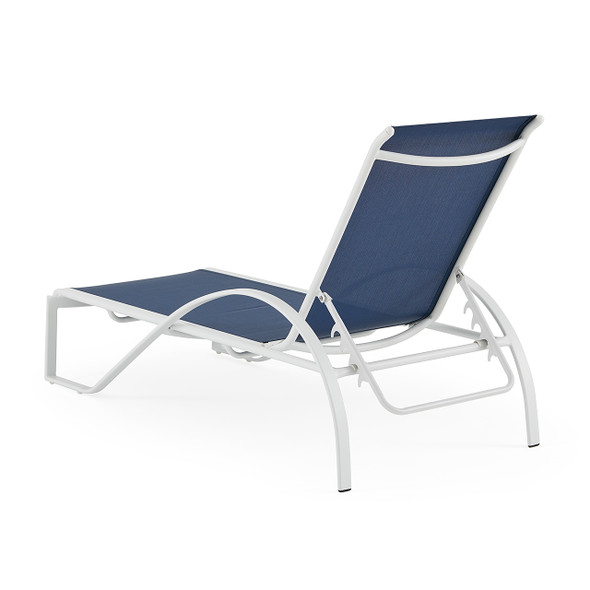 South Beach Snow White Aluminum with Navy Pier Chaise Lounge